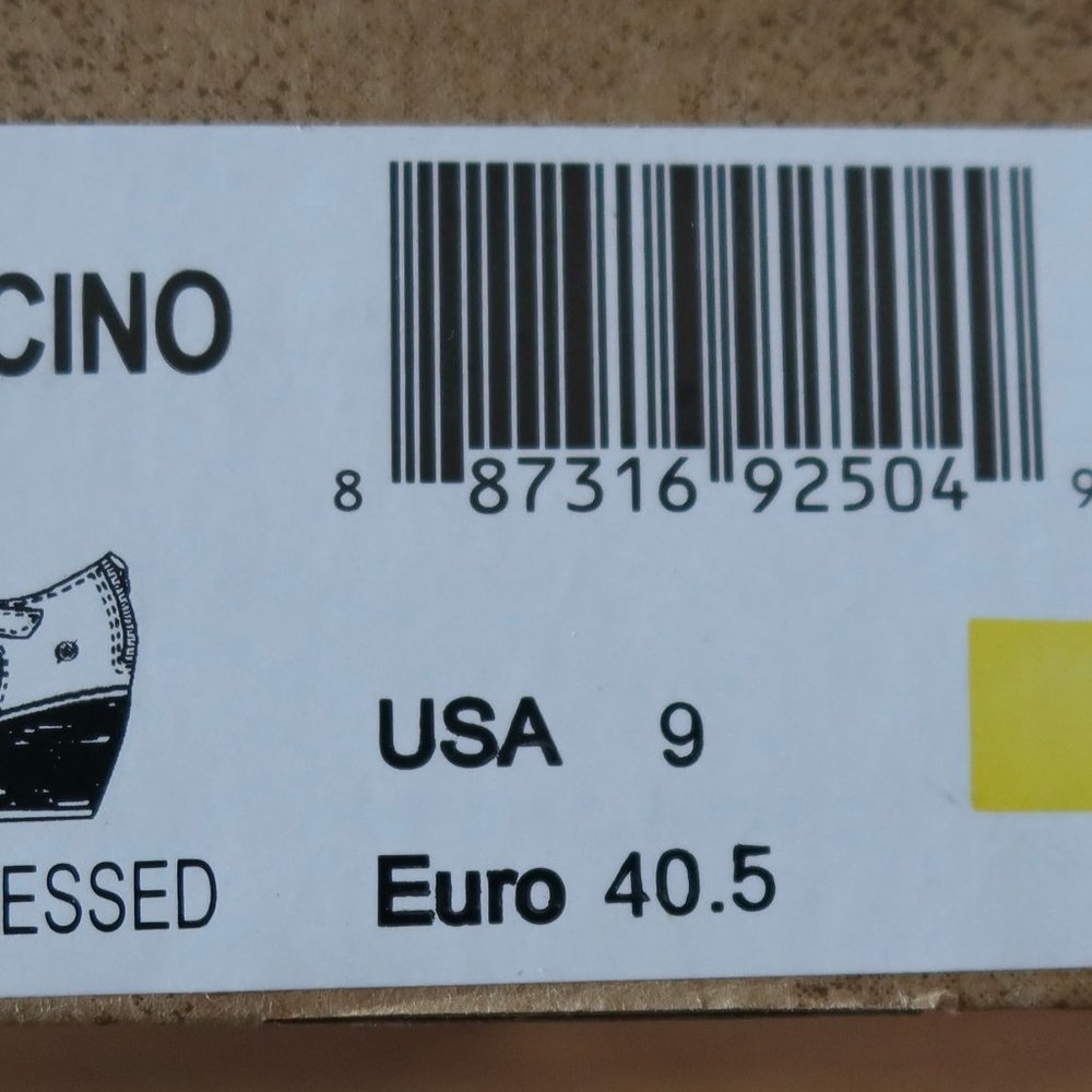 Ladies Born Shoes Mendocino Size 9 (Black)